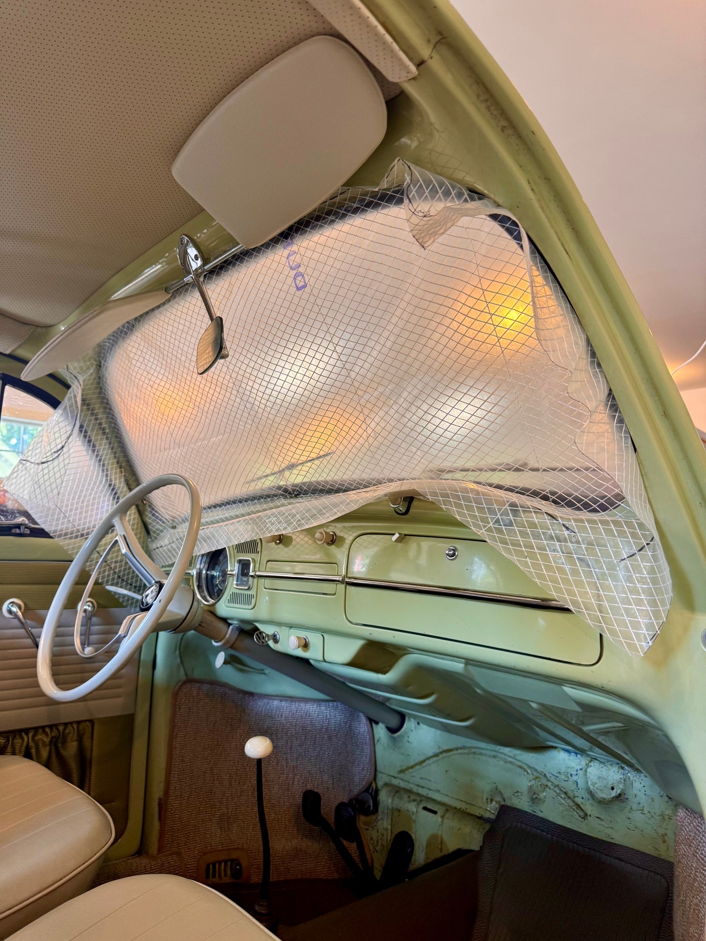 VW Beetle Sunshade - Hemp - Magnetic