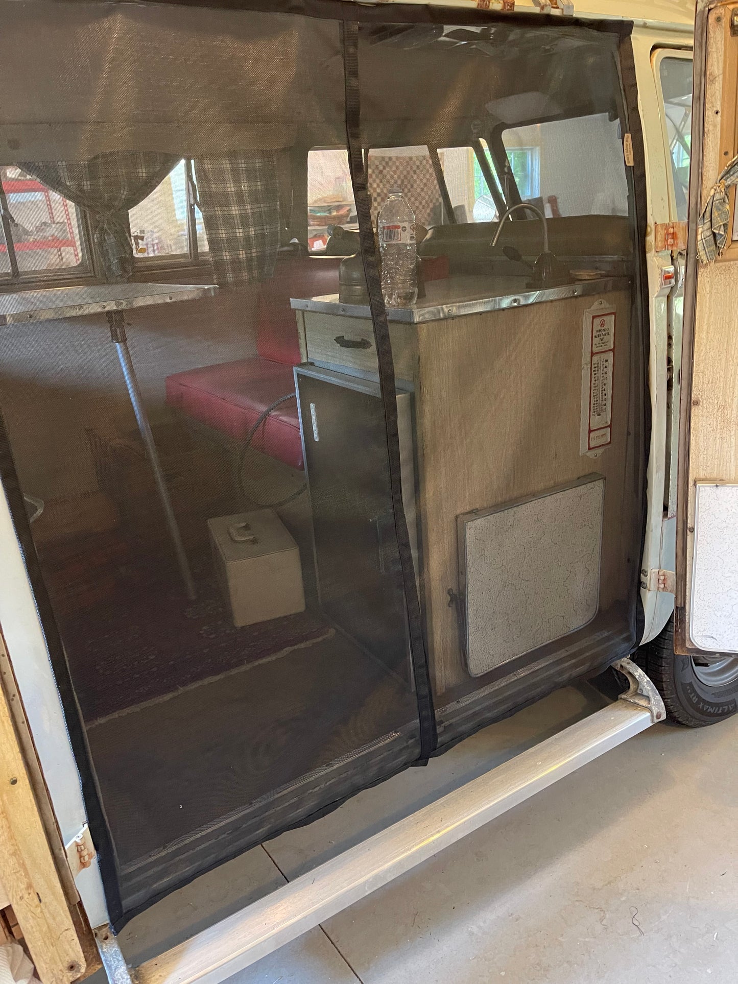 Split Window Insect Screen Kit (NO SAFARIS)